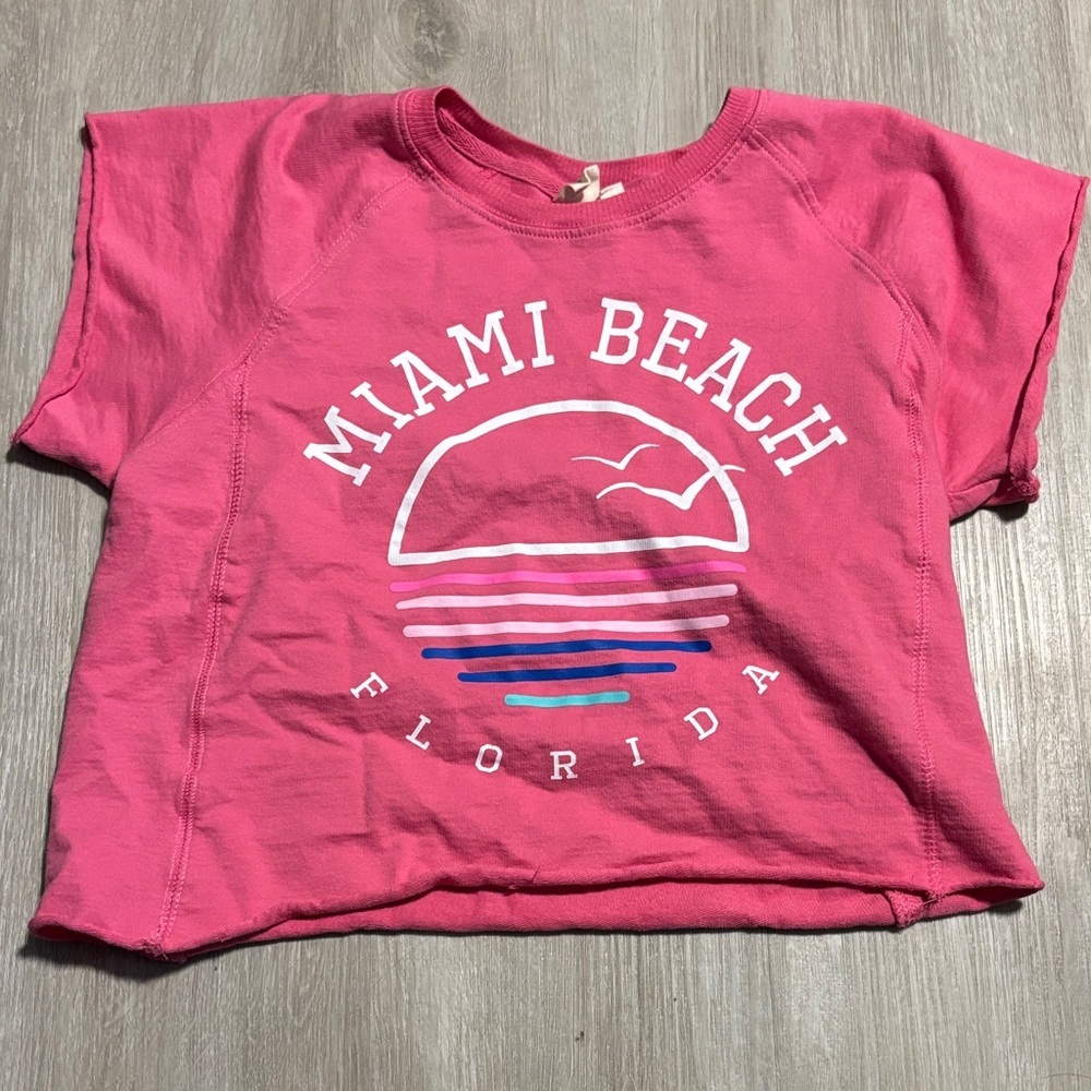Miami Beach Kids Tee in‎ Vibrant Pink